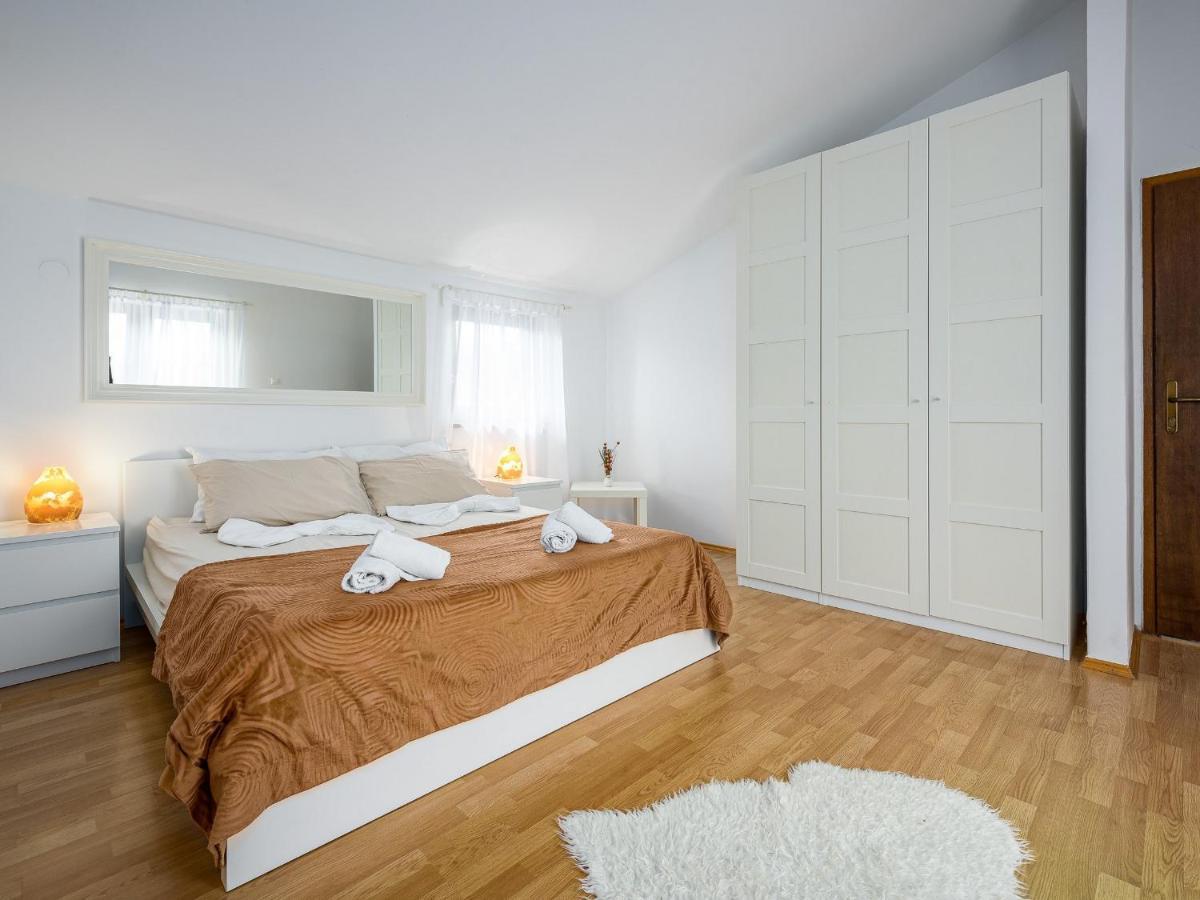 Villa Martimar Porec Rosini Esterno foto