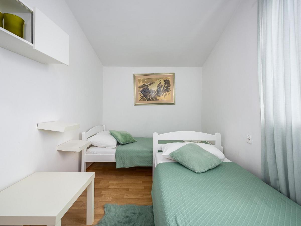 Villa Martimar Porec Rosini Esterno foto
