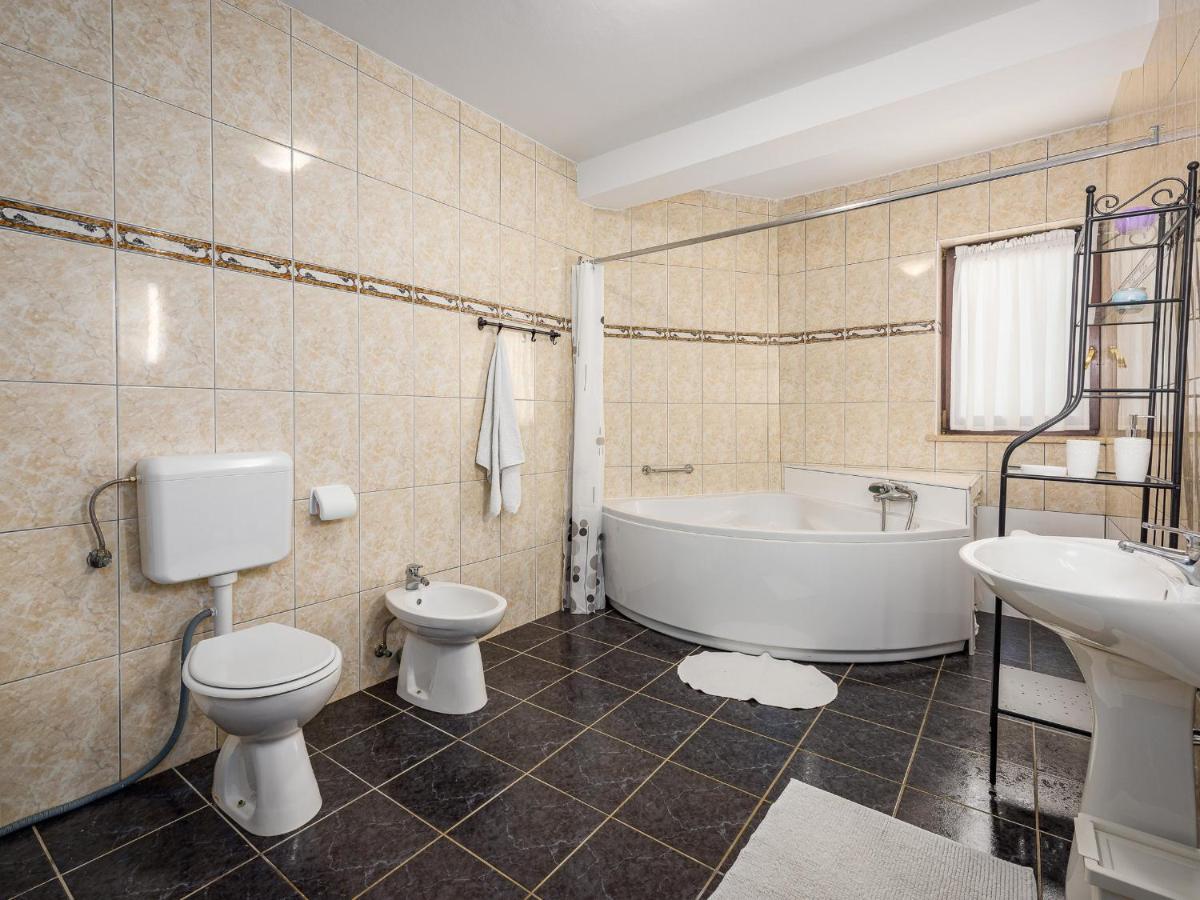Villa Martimar Porec Rosini Esterno foto